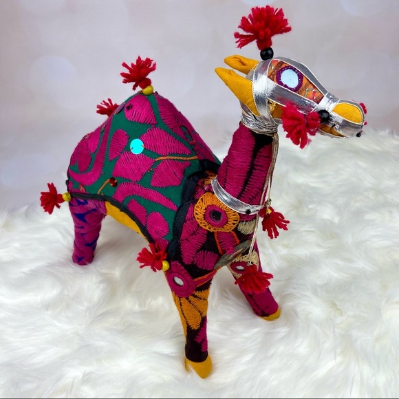 VINTAGE Authentic Handmade Fabric Art Camel Decorative Animal India Global - Picture 1 of 5